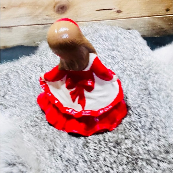 Annabelle horror movie character upcycled ceramic figure handpainted - Picture 6 of 6